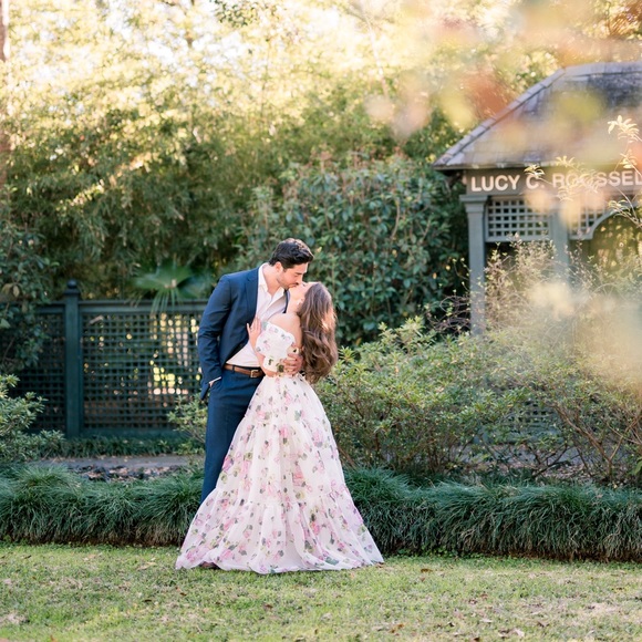 MILLA apple blossom puff sleeve white and pink floral gown XS worn once - Picture 8 of 9